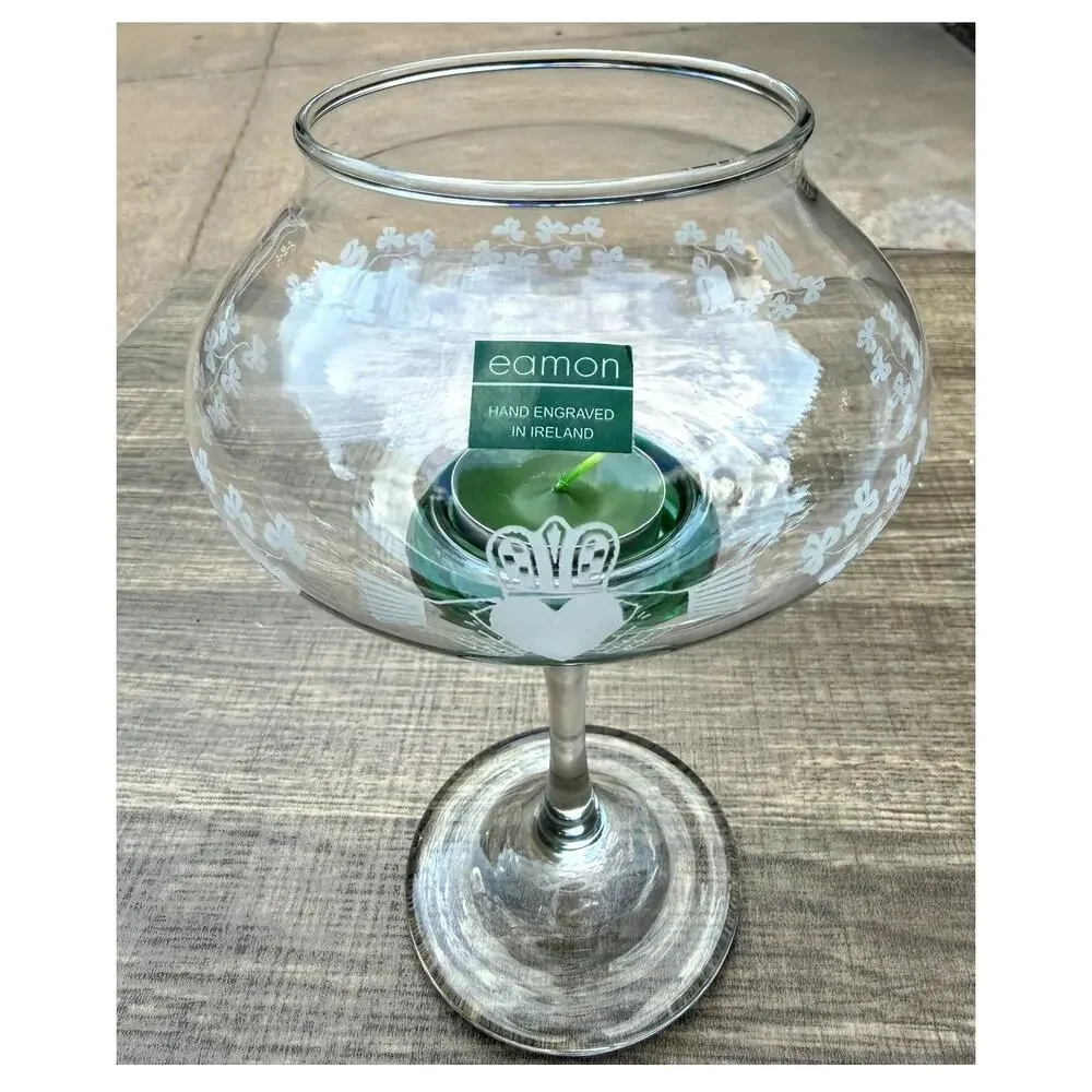 Vintage Eamon Glass Ireland Claddagh Hand Engraved 7.5